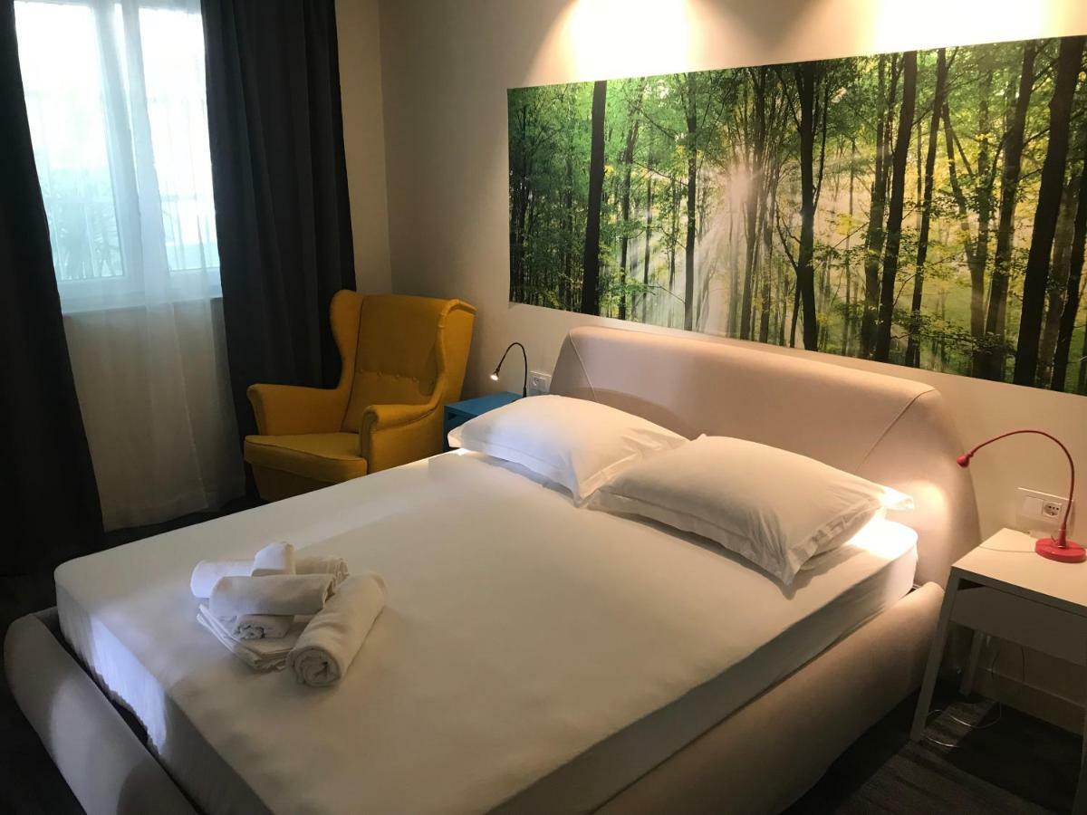 One Bedroom Apartment Спліт Екстер'єр фото